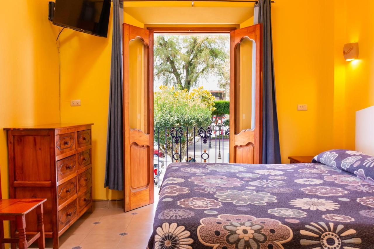 Hotel Del Parque Naolinco de Victoria Екстер'єр фото